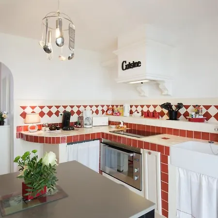 Apartment Le Clos De L'ermitage A *